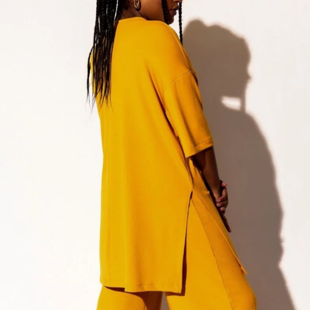 Dressed in Lala Lex Ribbed Playsuit Tunic TOP ONLY - Picture 9 of 14